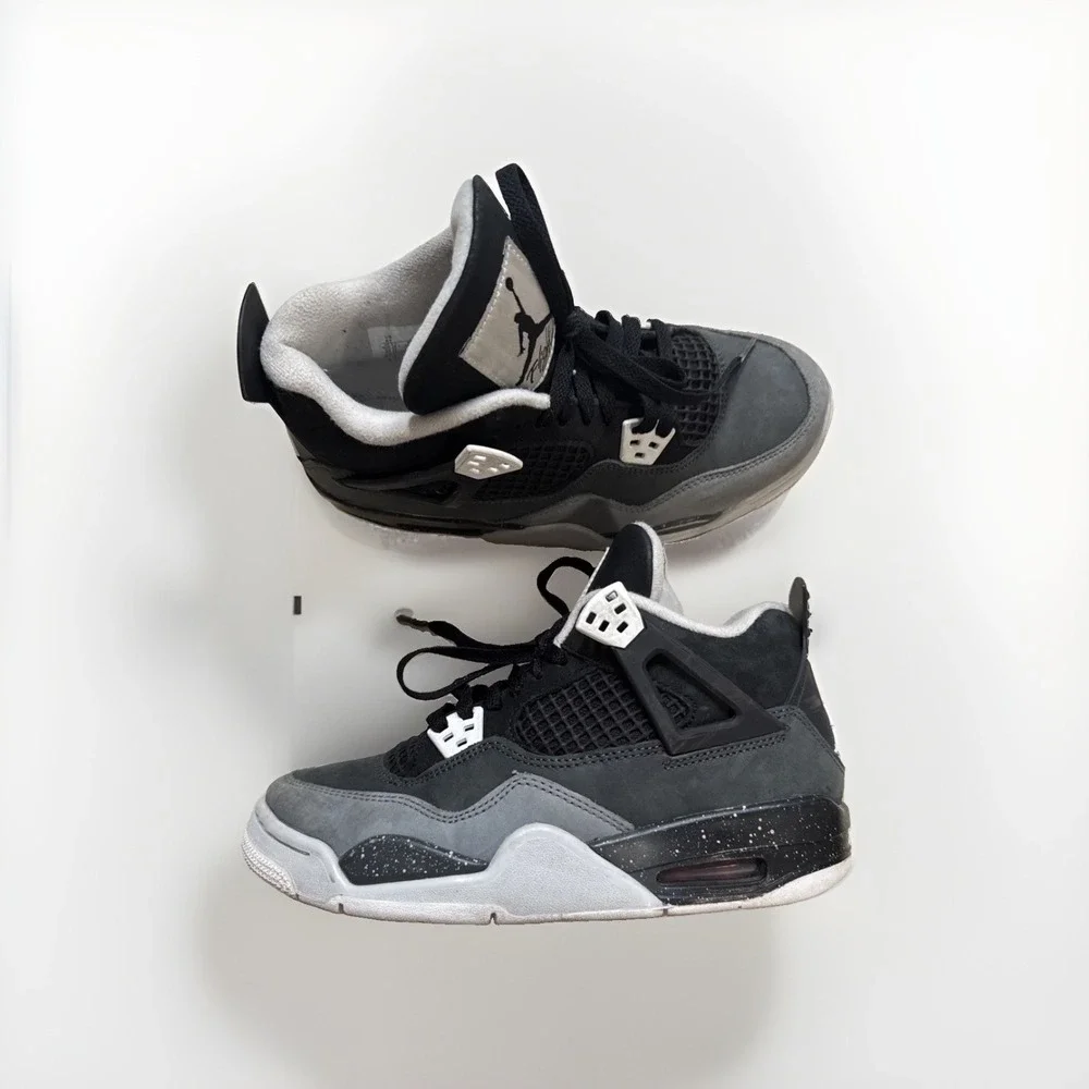 SIZE 6Y -  Womens 7.5 Nike Air Jordan 4 Retro Fear Black White Anthracite
